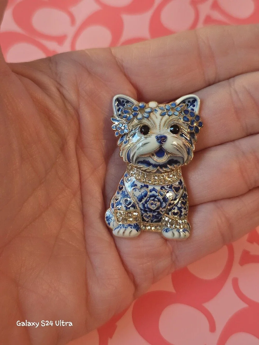 Yorkie Dog Yorkshire Terrier Tiny Brooch NEW